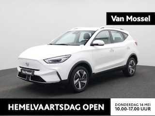 MG ZS Long Range Luxury 70 kWh Panoramadak | 360 Camera | Apple Carplay/Android Auto | 440km WLTP | Afneembare trekhaak | Getinte achterruiten
