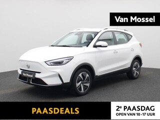 MG ZS Long Range Luxury 70 kWh Panoramadak | 360 Camera | Apple Carplay/Android Auto | 440km WLTP | Afneembare trekhaak | Getinte achterruiten
