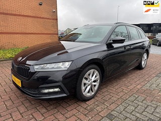 Skoda Octavia Combi 1.0 e-TSI Sport Business, Full Led, Sport Stoelen, Hybrid,