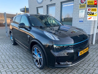 Lynk & Co 01 1.5 / Panorama dak / Telefoon / Climate controle / Add Cruise / Carplay / Navigatie