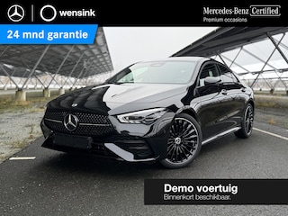 Mercedes-Benz CLA 180 Business Solution AMG | Night | Panoramaschuifdak | AMG Line Plus | Head-up display | Burmester | 360° camera | Winter pakket | Trekhaak