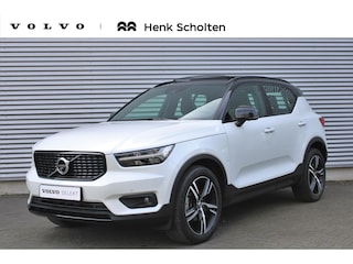 Volvo XC40 T3 AUT8 163PK R-Design, 360° Camera, Schuif-/Kanteldak, Verwarmbare Voorstoelen, Verwarmbare Voorruit, Verwarmbaar Stuurwiel, Adaptieve Cruise Control, Pilot Assist, Elek Verstelbare Bestuurdersstoel Met Geheugen, Harman&Kardon Audio, BLIS