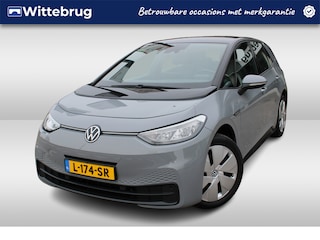 Volkswagen ID.3 Life 58 kWh Navigatie / Parkeersensoren Voor & Achter / Stuur & Stoelverwarming / Lane Assist