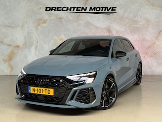 Audi A3 A3 Sportback 2.5 TFSI quattro / Urban / Akrapovic /