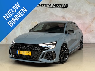 Audi A3 A3 Sportback 2.5 TFSI quattro / Urban / Akrapovic /