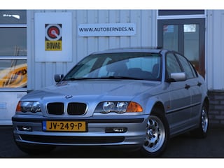 BMW 318i Executive Aut.*Perfect Onderh!*Uniek netjes*Airco/Afneemb. Trekhaak/Schuifdak/Parkeersens.*