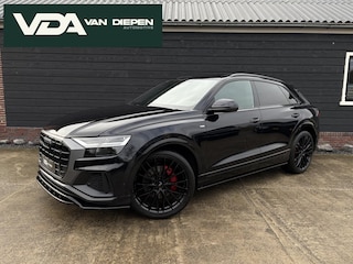 Audi Q8 55 TFSI quattro Pro Line Plus S-Line - Panorama l Memory l Stoelk. l Luchtv. l Trekhaak