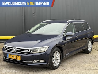 Volkswagen Passat Variant 1.8 TSI Highline AUTOMAAT, TREKHAAK