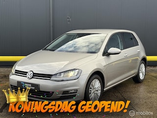Volkswagen Golf 1.2 TSI CUP Edition XENON | STOELVERWARMING