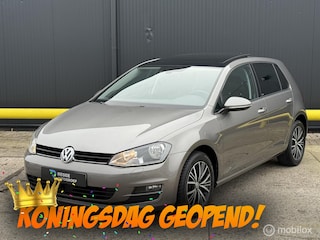 Volkswagen Golf 1.6 TDI Highline PANORAMADAK | ACC | ECC |