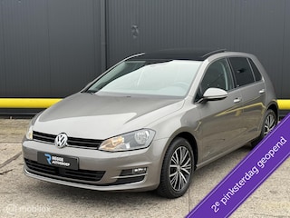 Volkswagen Golf 1.6 TDI Highline PANORAMADAK | ACC | ECC |