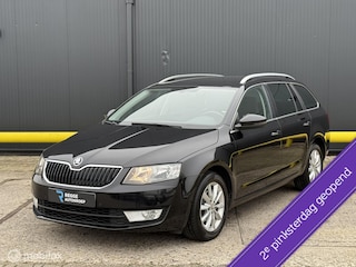 Skoda Octavia Combi 1.6 TDI Greentech Ambition TREKHAAK