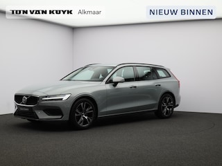 Volvo V60 2.0 B4 Essential Edition / Stoel-, stuurwiel- & achterbankverwarming / Achteruitrijcamera / Pilot Assist / BLIS