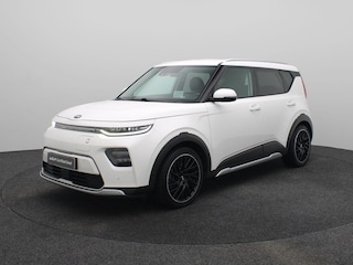 Kia Soul ExecutiveLine 64 kWh | Trekhaak afneembaar |Stoel Stuur Verwarming | Stoel Ventilatie | Premium Audio | Elek. Stoelen