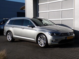 Volkswagen Passat Variant 1.4 TSI GTE Highline Panodak/Stoelverw/Camera!!