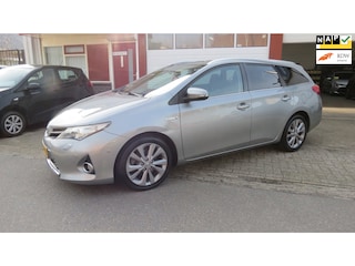 Toyota Auris Touring Sports 1.8 Hybrid Lease+