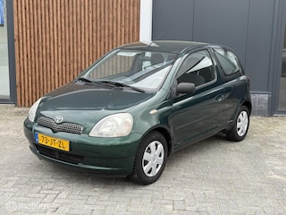 Toyota Yaris 1.3-16V VVT-i Luna