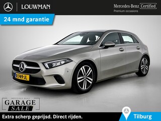 Mercedes-Benz A-klasse 180 Business Solution Luxury Ledkoplampen | Sfeerverlichting | Stoelverwarming | Parkeerpakket met achteruitrijcamera. Inclusief 48 maanden MB Certified garantie voor Europa.