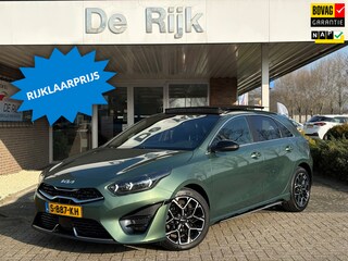 Kia Ceed 1.5 T-GDi GT-Line | Pano, Leder/Alcantara, Navi, Carplay/Android, Camera, Stoel+Stuurverw. | Dealeronderhouden | 1e Eig |