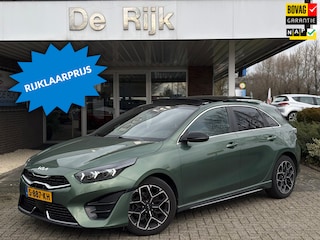 Kia Ceed 1.5 T-GDi GT-Line | Pano, Leder/Alcantara, Navi, Carplay/Android, Camera, Stoel+Stuurverw. | Dealeronderhouden | 1e Eig |