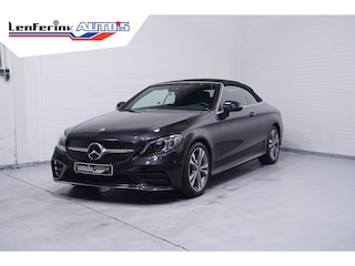 Mercedes-Benz Cabrio 180 AMG Line AMG Styling  Camera lederen-bekleding Apple Carplay digi-dashboard 18"-lmv spoorpakket windscherm nekwarmer keyless-start led-verlichting DAB-ontvangst PDC v+a cruise-controle