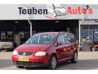 Volkswagen Touran 1.6-16V FSI Trendline NIEUW APK, Airco, Trekhaak, Lichtmetalen wielen, Elektrische ramen