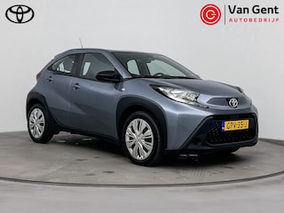 Toyota Aygo 1.0 VVT-i MT Play | Apple Carplay / Android Auto | Adaptive Cruise | Airco | Camera | Rijstrooksensor