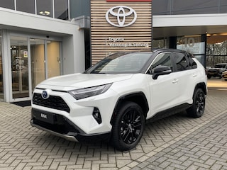Toyota RAV4 2.5 Hybrid AWD Bi-Tone TREKHAAK STOEL/STUURVERW PARK-SENSOREN APPLE/ANDROID ELEK-ACHTERKLEP AD-CRUISE LEDER LM-VELGEN KEYLESS CAMERA