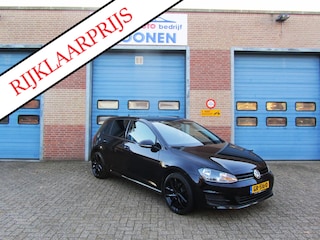 Volkswagen Golf 1.2 TSI Trendline|5 deurs|boordcomputer|airco|isofix|licht metalen zwarte velgen|navigatie