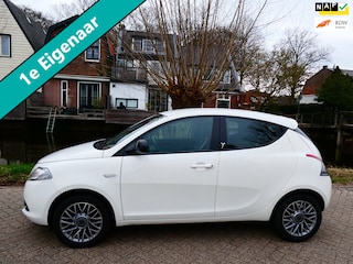 Lancia Ypsilon 0.9 TwinAir Elefantino Plus 80pk 1e eig. Automaat Airco 81.000km