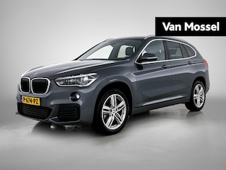BMW X1 sDrive20i High Executive | Automaat | LMV | Trekhaak | Leder | Parkeer sensoren | Camera | Climate control | Stoel verwarming | Navigatie | Elec. achterklep | Leder | Bluetooth |