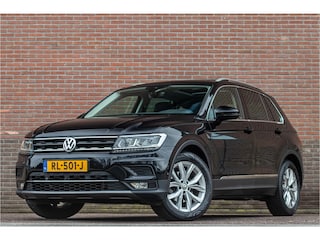 Volkswagen Tiguan 1.4 TSI DSG Highline, 1e eigenaar, 60.000km NAP, Leder, Panoramadak, 360 Camera, Memory, Trekhaak, Carplay.