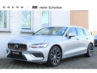 Volvo V60 T6 Plug-in hybrid AWD Essential Bright | Lederen bekleding | Electrische wegklapbare trekhaak | Stoelverwarming | Adaptive cruise Control | Parkeersensoren voor + achter | Parkeercamera | BLIS | Stuurwielverwarming