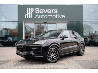 Porsche Cayenne 3.0 E-Hybrid | SportDesign Pakket | Black Edition | Adaptieve Luchtvering PASM | Sport Chrono Pakket | Panoramadak | Bose Surround Sound System | Adaptive Cruise Controle | Soft-Close portieren | 360° Surround View | 21 inch RS Spyder Design velgen |