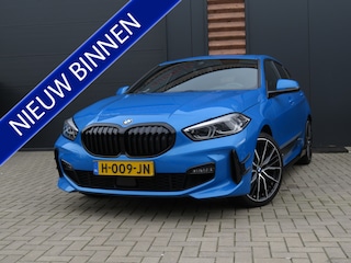 BMW 118i High Executive Edition-M Airco Cr-Control CarPlay Panoramadak