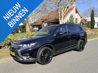 Mitsubishi Outlander 2.0 150PK AWD 7p Black-Edition Automaat•Leder