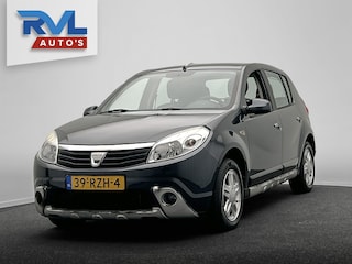 Dacia Sandero 1.6 Lauréate | Trekhaak | Airco | Lichtmetaal |