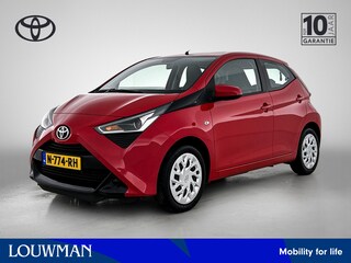 Toyota Aygo 1.0 VVT-i x-play | BTW Voertuig | Dealeronderhouden | Achteruitrijcamera |