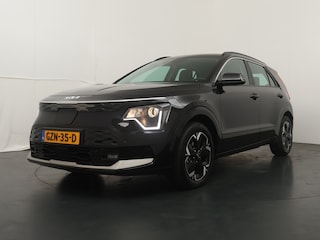 Kia Niro DynamicLine 64.8 kWh Airco - Apple Carplay/Android Auto - Cruise Control - Navigatie - Achteruitrijcamera - Fabrieksgarantie tot 02-2032
