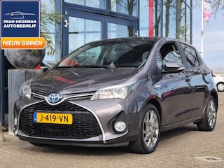Toyota Yaris 1.5 Hybrid Dynamic | Navigatie | Climate Control | Panoramadak | Licht metalen velgen