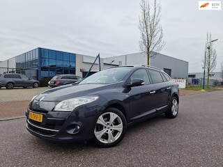 Renault Mégane Estate 1.4 TCe Bose PANO NAVI PSENSOR CRUISE 2 X SLEUTELS