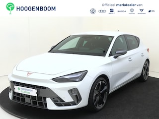 Cupra Leon 1.5 TSI e-Hybrid Business | Achteruitrijcamera | Adaptieve cruise control | Alcantara bekleding | Dodehoek detectie | Keyless | 3-zone airco | CarPlay | Navigatie |