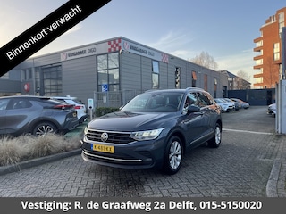 Volkswagen Tiguan 1.5 TSI Life Business | Achteruitrij Camera | Navigatie Full Map | Cruise Control Adaptieve |