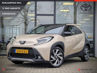 Toyota Aygo 1.0 VVT-i MT Premium | JBL | Stoelverw. | PDC V+A | Climate control | Keyless | Qi-lader | Camera