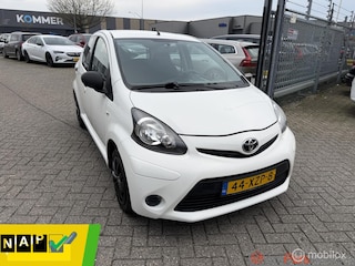 Toyota Aygo 1.0 VVT-i Access,5drs,2de eigenaar!