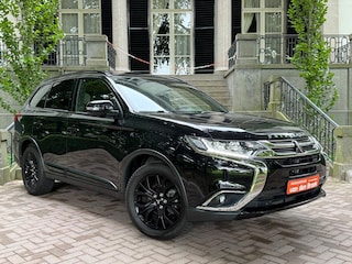 Mitsubishi Outlander 2.0 ClearTec Automaat 7P Navi Schuifdak Leder Trekhaak 360C Camera Full Options