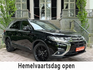 Mitsubishi Outlander 2.0 ClearTec Automaat 7P Navi Schuifdak Leder Trekhaak 360C Camera Full Options