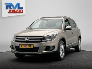 Volkswagen Tiguan 1.4 TSI Sport&Style Automaat Trekhaak Panorama-dak Airco Cruise Lichtmetaal