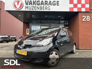 Toyota Aygo 1.0-12V Comfort Navigator // ELEK. RAMEN // LAGE KM-STAND!!