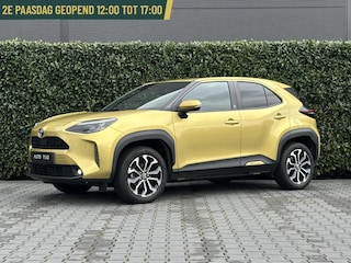 Toyota Yaris Cross 1.5 Hybrid Dynamic Team Deutschland, NAVI, ADAPT CRUISE, LANE ASSIST, CLIMATE CONTROL, KEYLESS, STOEL/STUURVERWARMINGVERWARMING, DAB, LED, PDC, AFNEEMBARE TREKHAAK, LICHTMETAAL 17"